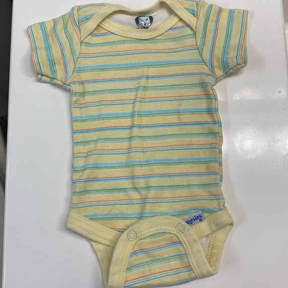 Gerber Just Born preemie size onesies bundle lot - Picture 8 of 9